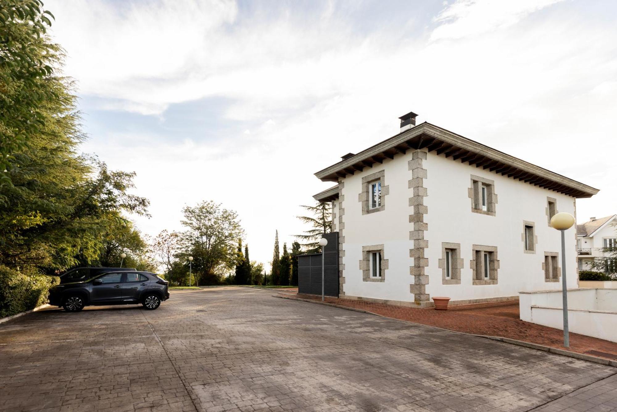 Hotel Pax Torrelodones Exterior foto